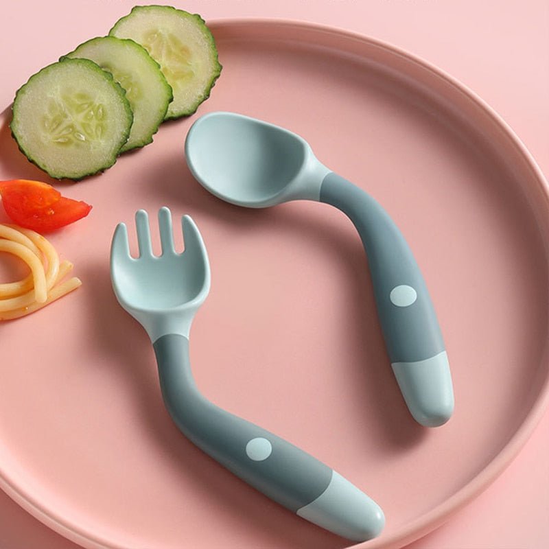 סט סכו״ם לפעוט – אפור־ירוק