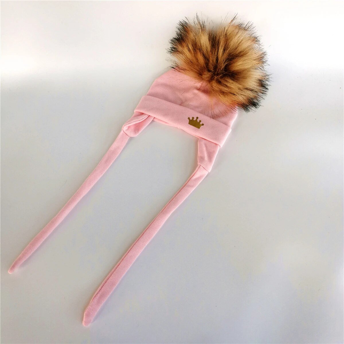 כובע חורף עם כיסוי אוזניים ושרוכים לגיל 3-24 חודשים – ורוד